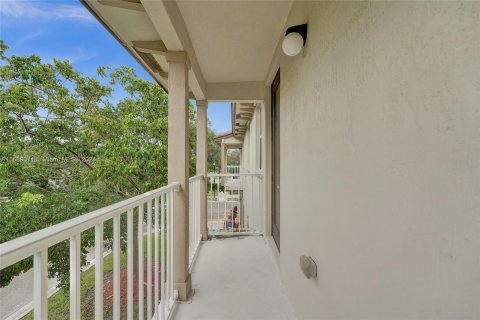 Townhouse in Homestead, Florida 4 bedrooms, 160.54 sq.m. № 1431647 - photo 21