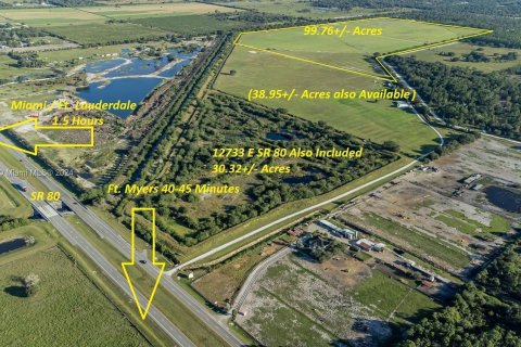 Купить земельный участок в Клуистон, Флорида № 997712 - фото 1