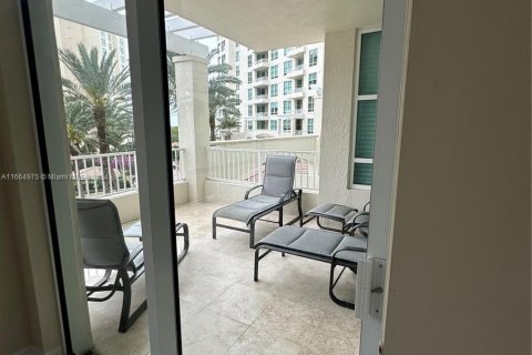 Copropriété à vendre à Highland Beach, Floride: 3 chambres, 207.26 m2 № 1377607 - photo 16