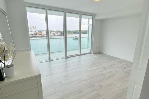 Copropriété à vendre à Sunny Isles Beach, Floride: 3 chambres, 123.56 m2 № 1377606 - photo 7