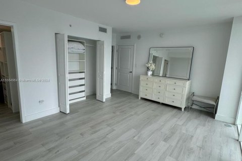 Copropriété à vendre à Sunny Isles Beach, Floride: 3 chambres, 123.56 m2 № 1377606 - photo 8