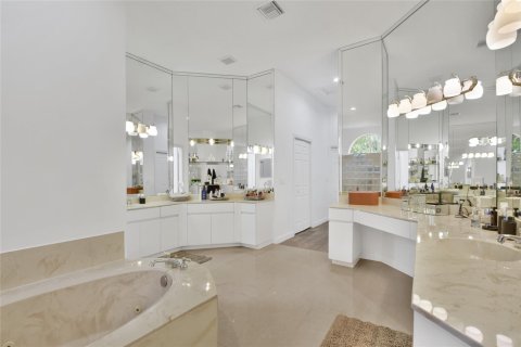 Villa ou maison à vendre à Weston, Floride: 5 chambres, 306.58 m2 № 959478 - photo 13