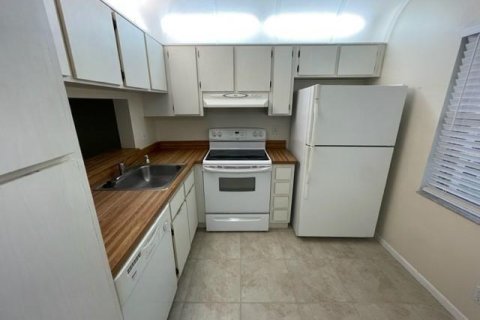 Condominio en venta en Coral Springs, Florida, 1 dormitorio, 57.69 m2 № 936525 - foto 3