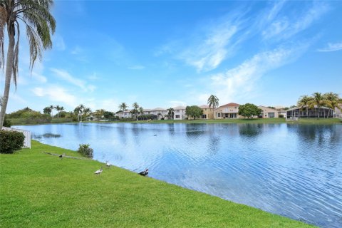 Villa ou maison à vendre à Miramar, Floride: 4 chambres, 242.01 m2 № 1092269 - photo 14