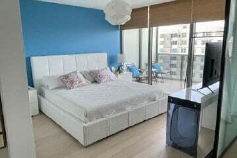 Condo in Miami Beach, Florida, 1 bedroom  № 1092270 - photo 13