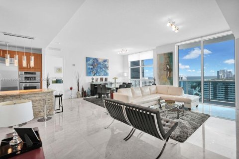 Condominio en venta en Hallandale Beach, Florida, 2 dormitorios, 162.39 m2 № 1206552 - foto 6