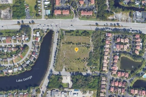 Terrain à vendre à Hollywood, Floride № 40499 - photo 8