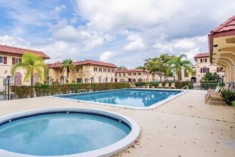Condominio en venta en Coral Springs, Florida, 3 dormitorios, 139.35 m2 № 1132680 - foto 4