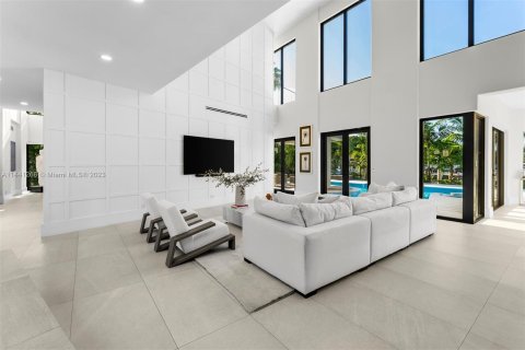 Casa en venta en Coral Gables, Florida, 5 dormitorios, 485.97 m2 № 683873 - foto 3