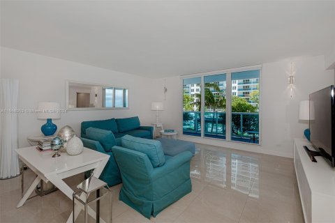 Condo in Miami Beach, Florida, 2 bedrooms  № 1128271 - photo 9