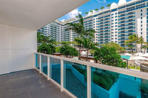 Condo in Miami Beach, Florida, 2 bedrooms  № 1128271 - photo 4