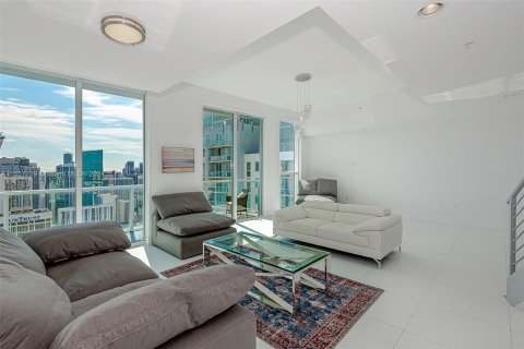 Condo in Miami, Florida, 3 bedrooms  № 1128272 - photo 3