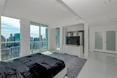 Condo in Miami, Florida, 3 bedrooms  № 1128272 - photo 10