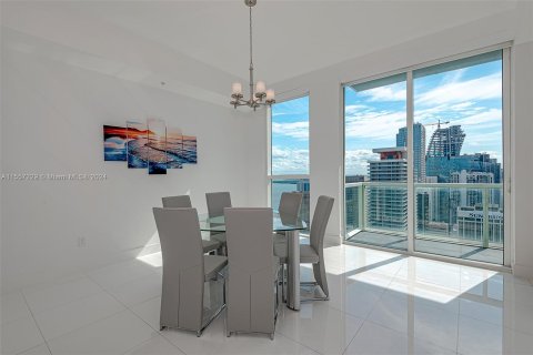 Condo in Miami, Florida, 3 bedrooms  № 1128272 - photo 25