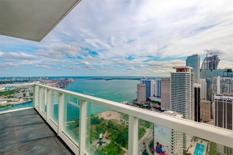 Copropriété à vendre à Miami, Floride: 3 chambres, 280.56 m2 № 1128272 - photo 4