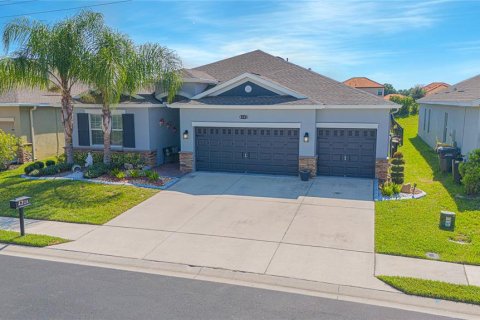 Villa ou maison à vendre à Davenport, Floride: 3 chambres, 240.8 m2 № 1337427 - photo 2