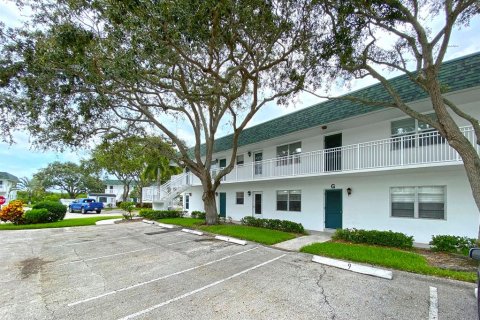 Купить кондоминиум в Виро-Бич, Флорида 4 комнаты, № 643886 - фото 8