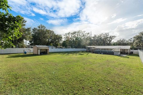 Casa en venta en Zephyrhills, Florida, 5 dormitorios, 157.75 m2 № 1414277 - foto 23