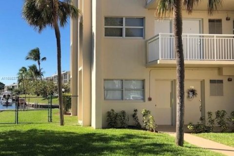 Condominio en venta en Pompano Beach, Florida, 2 dormitorios, 99.41 m2 № 1206884 - foto 3