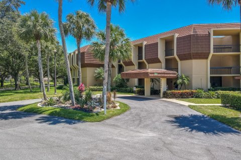 Condo in Palm Beach Gardens, Florida, 2 bedrooms  № 1207339 - photo 15