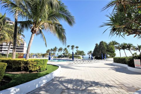 Condo in Miami Beach, Florida, 1 bedroom  № 862286 - photo 21