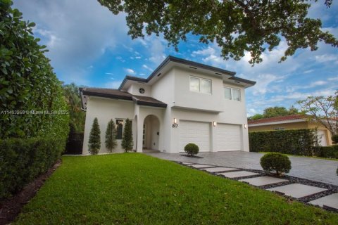 Casa en venta en Coral Gables, Florida, 3 dormitorios, 191.94 m2 № 862330 - foto 4