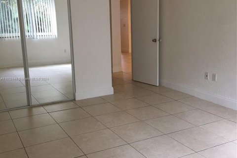 Copropriété à louer à Boca Raton, Floride: 2 chambres, 107.3 m2 № 1345753 - photo 10