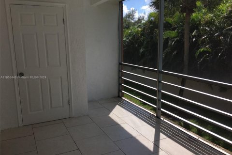 Copropriété à louer à Boca Raton, Floride: 2 chambres, 107.3 m2 № 1345753 - photo 5