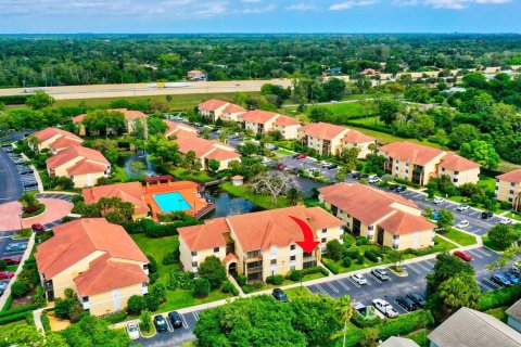 Condominio en venta en Coral Springs, Florida, 1 dormitorio, 72.84 m2 № 1091723 - foto 5