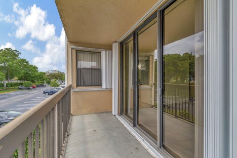 Condominio en venta en Coral Springs, Florida, 1 dormitorio, 72.84 m2 № 1091723 - foto 14
