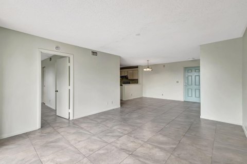 Condominio en venta en Coral Springs, Florida, 1 dormitorio, 72.84 m2 № 1091723 - foto 25