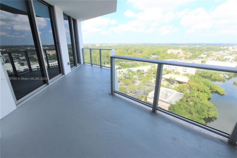 Condominio en venta en North Miami Beach, Florida, 2 dormitorios, 163.14 m2 № 1281040 - foto 19