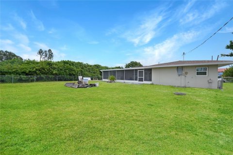 Villa ou maison à vendre à Port Charlotte, Floride: 3 chambres, 148.27 m2 № 1113973 - photo 18