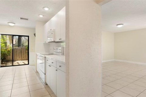 Casa en venta en Coconut Creek, Florida, 2 dormitorios, 102.75 m2 № 1135820 - foto 18