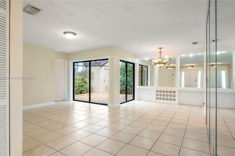 Villa ou maison à vendre à Coconut Creek, Floride: 2 chambres, 102.75 m2 № 1135820 - photo 6
