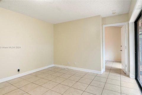 House in Coconut Creek, Florida 2 bedrooms, 102.75 sq.m. № 1135820 - photo 10