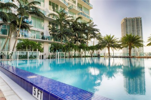 Condominio en venta en Miami, Florida, 2 dormitorios, 97.64 m2 № 1428525 - foto 5