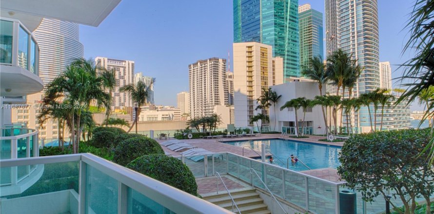 Condominio en Miami, Florida, 2 dormitorios  № 1428525