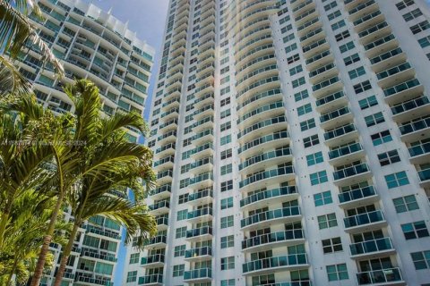 Condominio en venta en Miami, Florida, 2 dormitorios, 97.64 m2 № 1428525 - foto 23