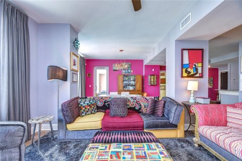 Condominio en venta en Tampa, Florida, 2 dormitorios, 147.71 m2 № 1087326 - foto 21