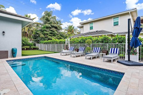 Villa ou maison à vendre à North Palm Beach, Floride: 5 chambres, 304.63 m2 № 1128070 - photo 4