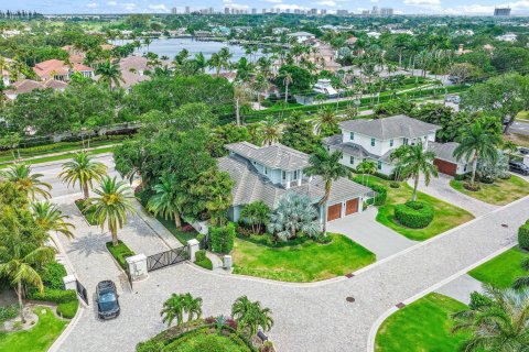 Casa en venta en North Palm Beach, Florida, 5 dormitorios, 304.63 m2 № 1128070 - foto 2