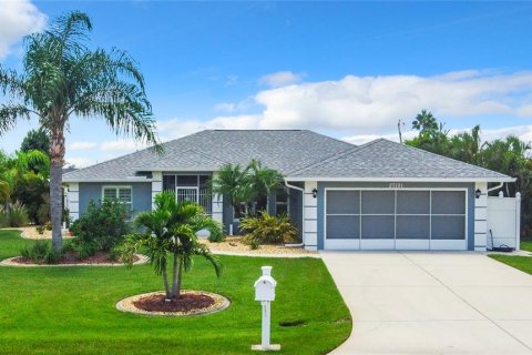 Villa ou maison à vendre à Punta Gorda, Floride: 3 chambres, 149.2 m2 № 1299991 - photo 1