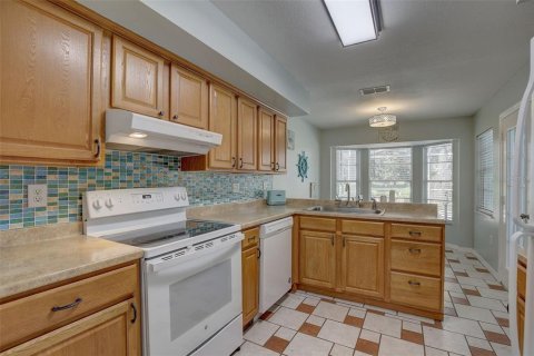 Villa ou maison à vendre à New Port Richey, Floride: 2 chambres, 120.59 m2 № 1303888 - photo 8