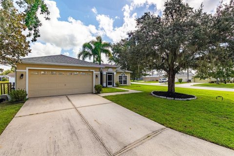 Villa ou maison à vendre à Parrish, Floride: 4 chambres, 147.34 m2 № 1342266 - photo 5