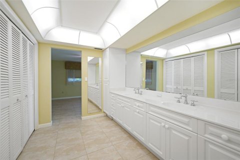 Villa ou maison à vendre à Port Charlotte, Floride: 4 chambres, 215.16 m2 № 1342271 - photo 18