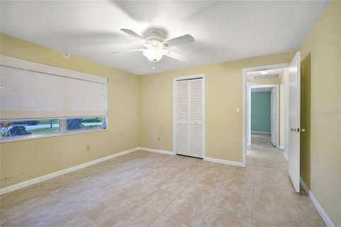 Villa ou maison à vendre à Port Charlotte, Floride: 4 chambres, 215.16 m2 № 1342271 - photo 13