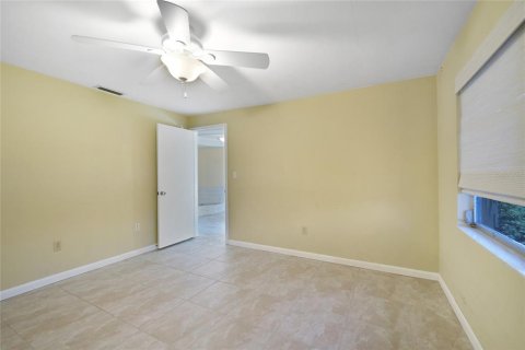 Casa en venta en Port Charlotte, Florida, 4 dormitorios, 215.16 m2 № 1342271 - foto 14