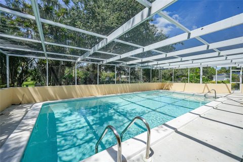 Villa ou maison à vendre à Port Charlotte, Floride: 4 chambres, 215.16 m2 № 1342271 - photo 9