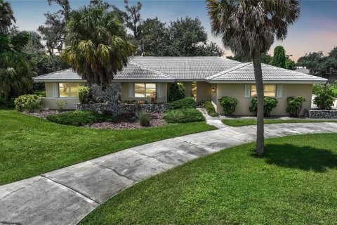 Villa ou maison à vendre à Port Charlotte, Floride: 4 chambres, 215.16 m2 № 1342271 - photo 1